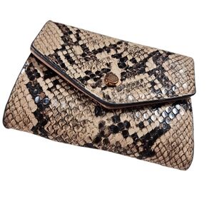 A New Day Small Snakeskin Print Wallet Envelope Clutch Sryle.